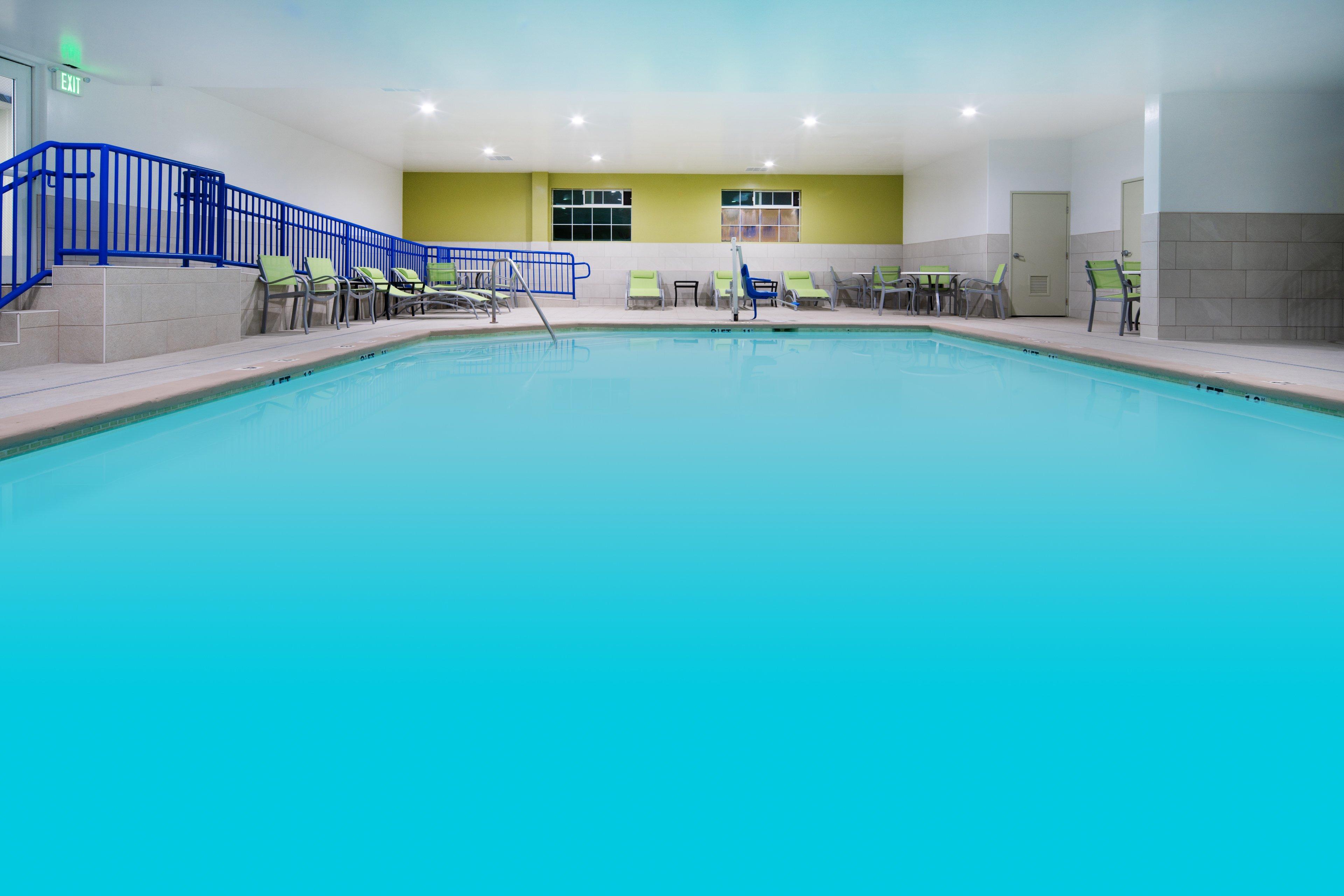 Holiday Inn Express & Suites Watsonville By Ihg Exterior foto